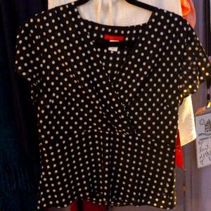 Anne Klein nwt size 4 black and white polka dot shirt
